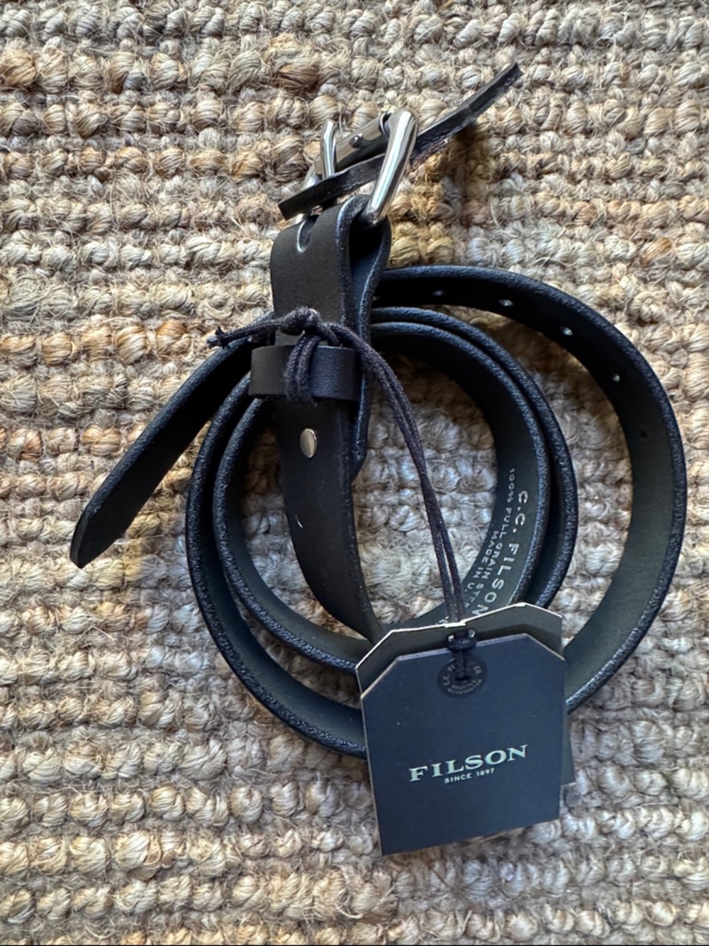 Filson Black Full Grain Leather Belt with Branded Tag, Size 40